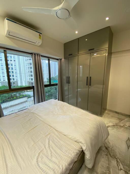 Apartament Downtown 1bhk Appt, Mahalaxmi, 601 *