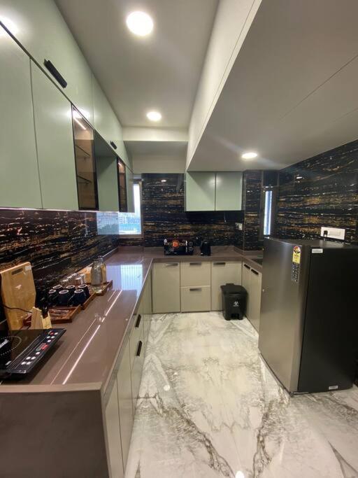 Downtown 1bhk Appt, Mahalaxmi, 601 Apartament Bombaj